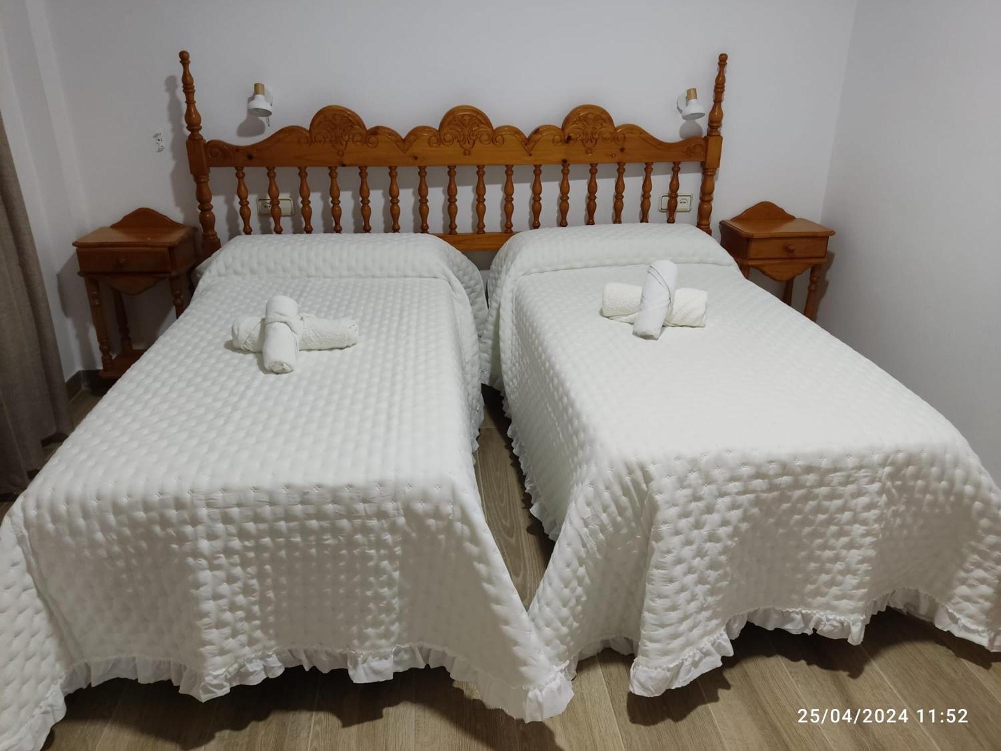 Hostal Quinto Pino Chipiona Exterior photo